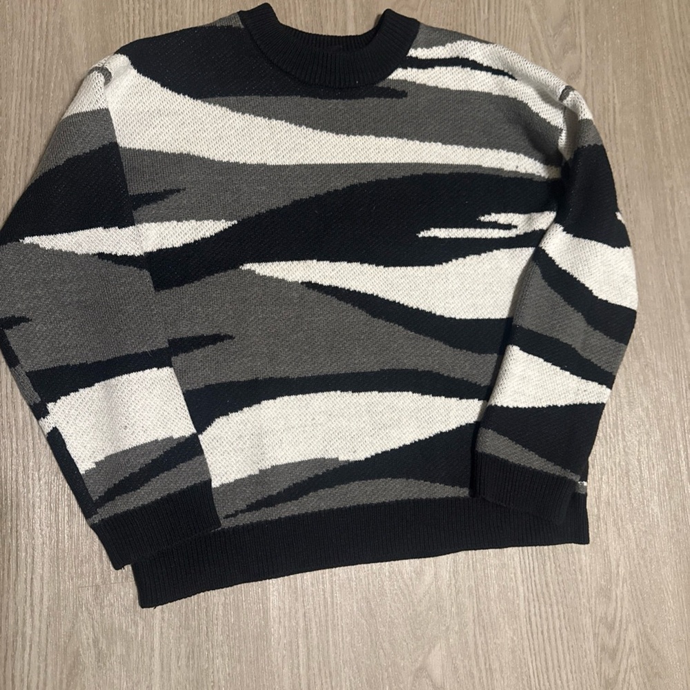 Roxy Women's Small Early Doors Long Sleeve Pullover Sweater Stripes Black Gray